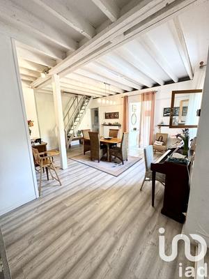 Maison - 143 m² - 5 pièces