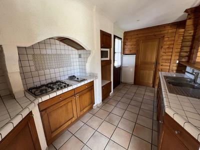 Maison traditionnelle - 145 m² - 4 pièces