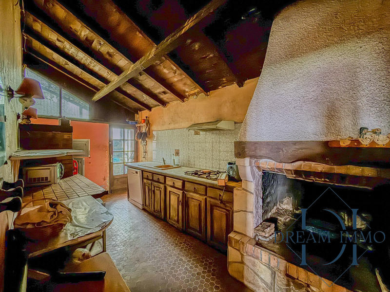 Maison - 166 m² - 6 pièces