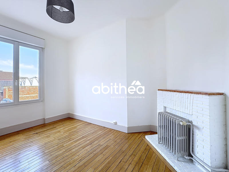 Maison - 318 m² - 8 pièces