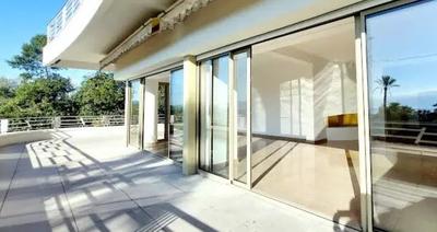 Appartement - 156 m² - 3 pièces