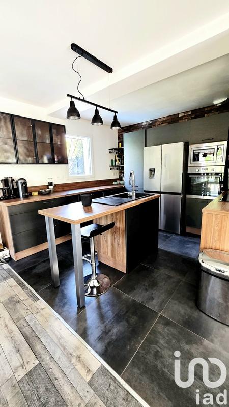 Maison - 88 m² - 4 pièces