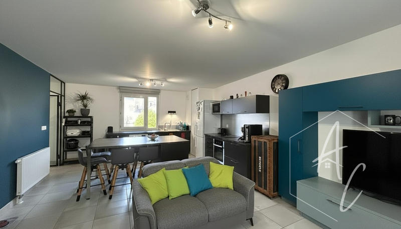 Appartement - 79 m² - 4 pièces