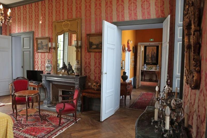 Manoir - 1 500 m² - 35 pièces