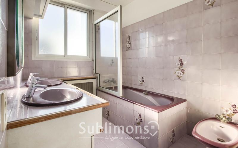 Maison - 115 m² - 6 pièces