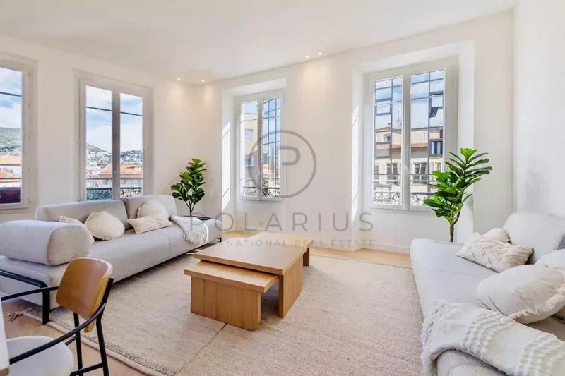 Appartement - 136 m² - 5 pièces