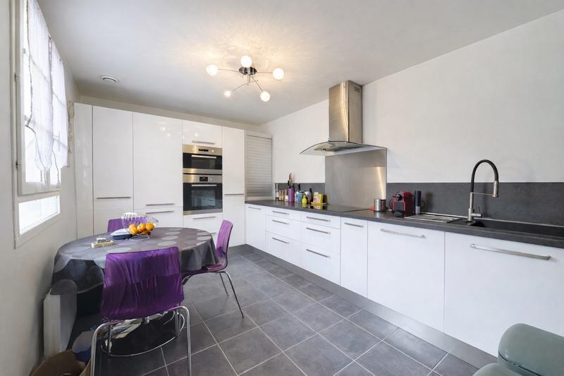 Maison - 105 m² - 5 pièces