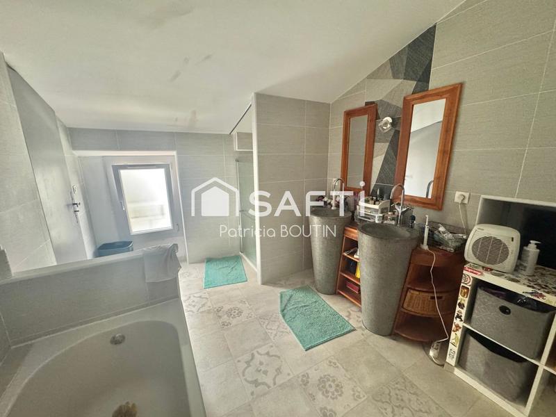 Maison - 106 m² - 4 pièces