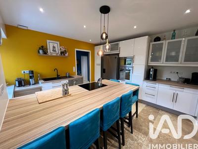 Maison - 112 m² - 5 pièces