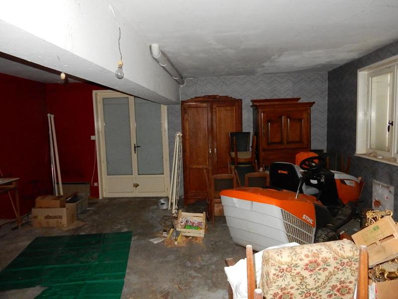 Maison - 302 m² - 12 pièces