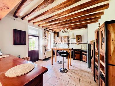 Maison - 108 m² - 4 pièces