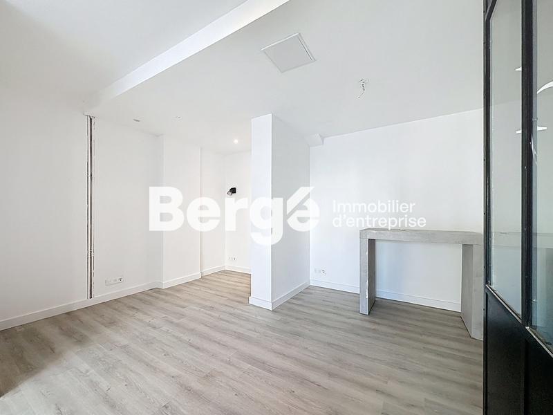 Local commercial - 124 m²