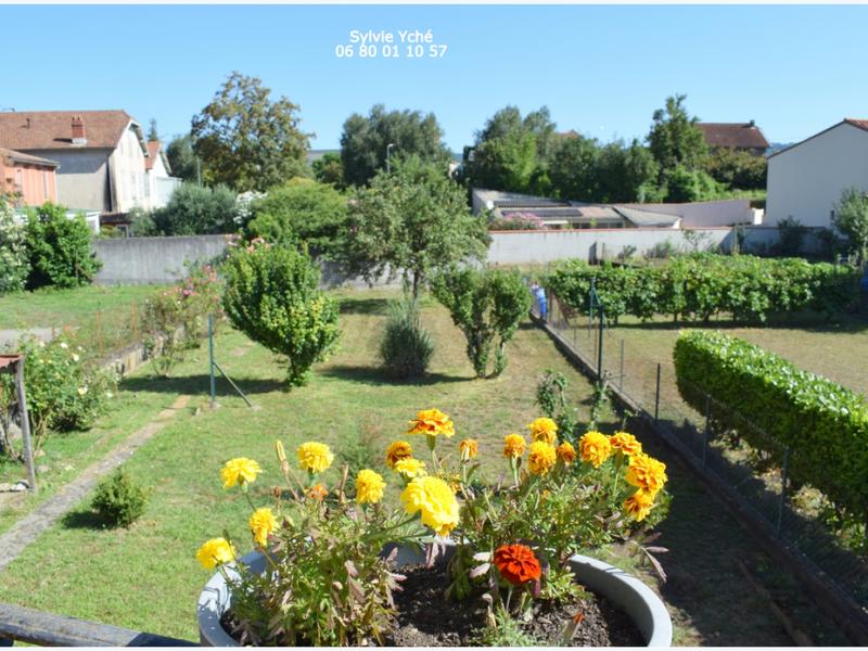 Maison de ville - 114 m² - 6 pièces