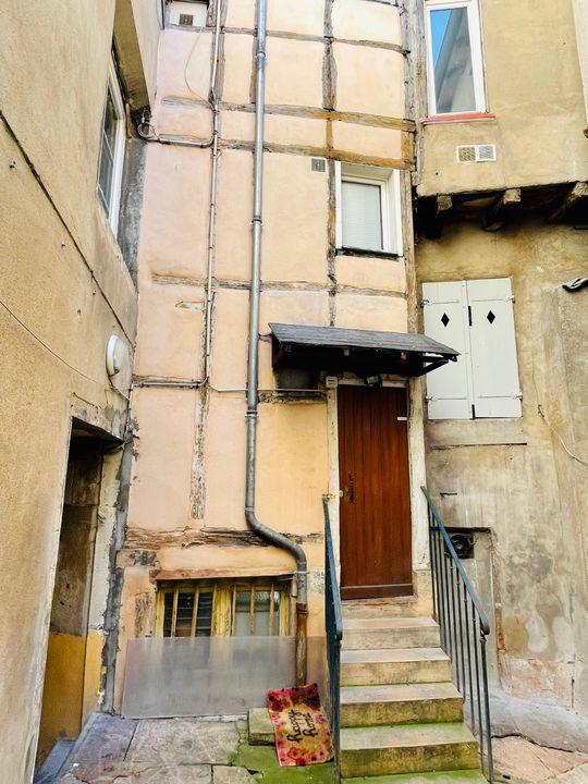 Appartement - 68 m² - 2 pièces