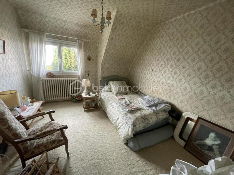 Maison traditionnelle - 140 m² - 6 pièces