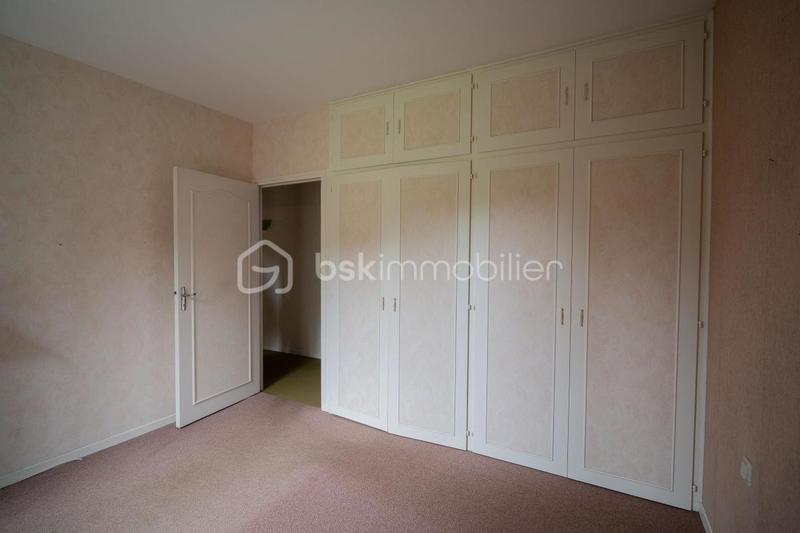 Maison traditionnelle - 320 m² - 8 pièces