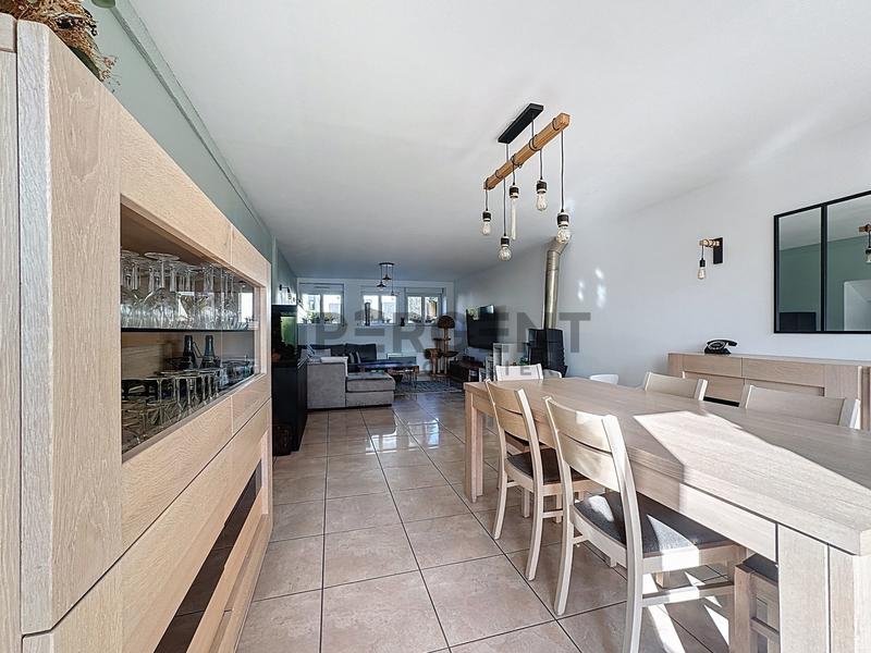 Maison - 160 m² - 6 pièces