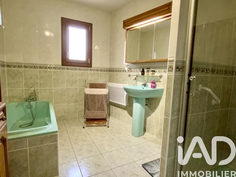 Maison - 133 m² - 6 pièces