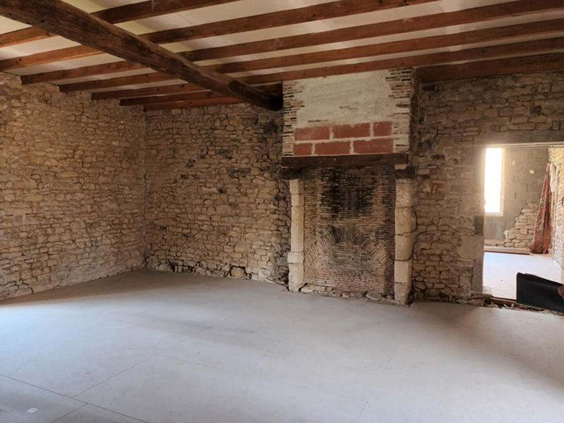 Maison - 350 m² - 4 pièces