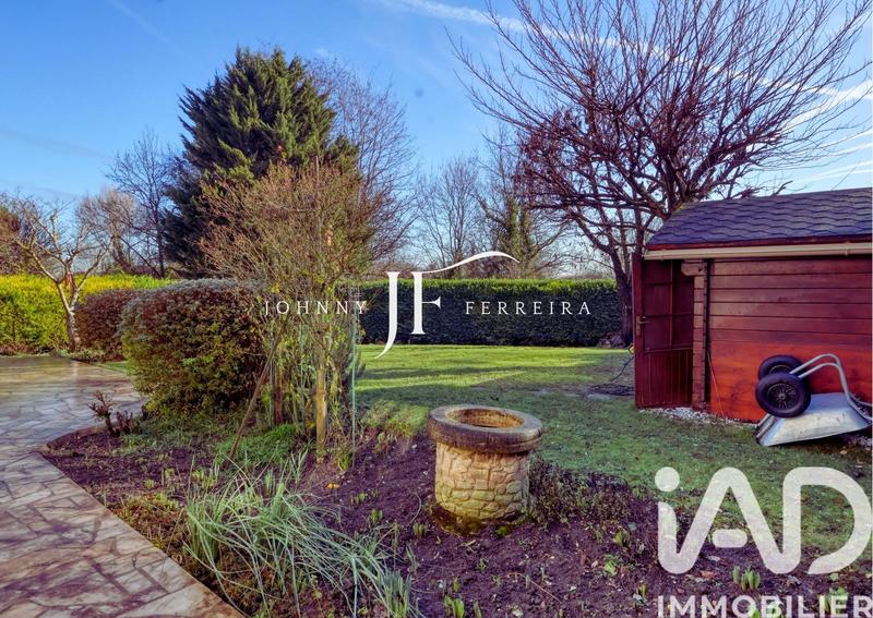 Maison - 196 m² - 9 pièces