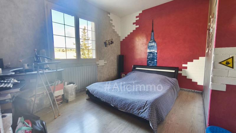 Maison - 147 m² - 6 pièces