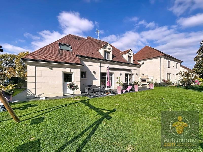 Maison - 147 m² - 7 pièces