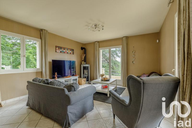 Maison - 216 m² - 6 pièces