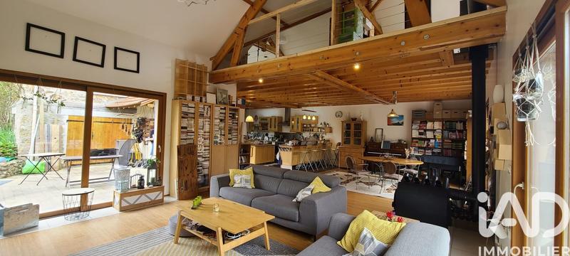 Maison - 166 m² - 7 pièces