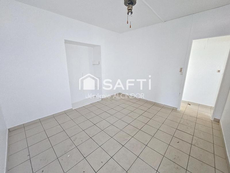 Bureau - 82 m² - 6 pièces