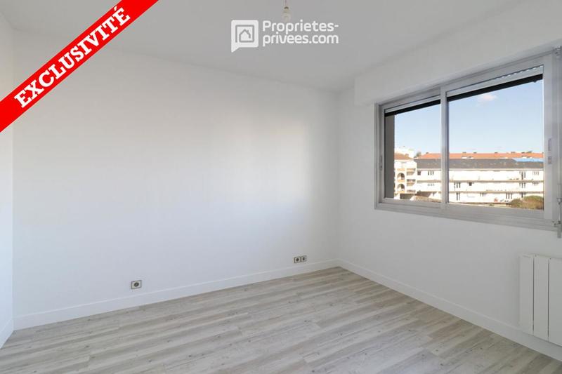 Appartement - 96 m² - 5 pièces