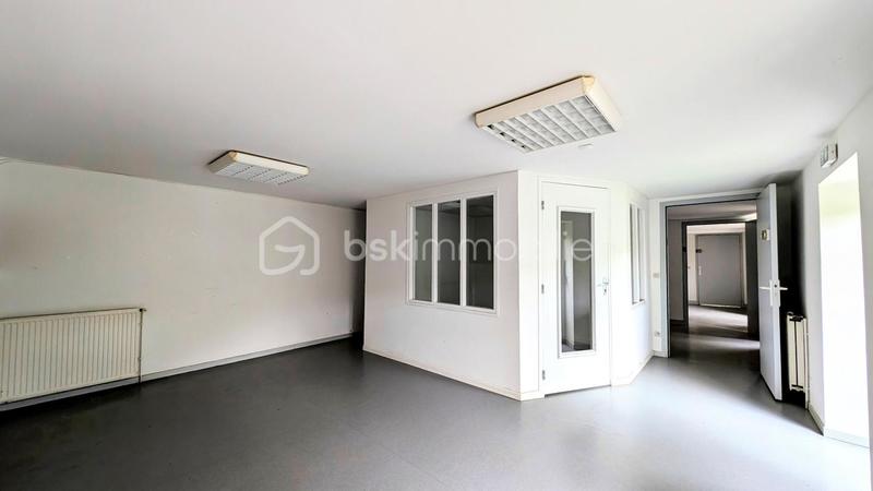 Demeure - 169 m² - 6 pièces