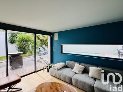 Maison - 180 m² - 5 pièces