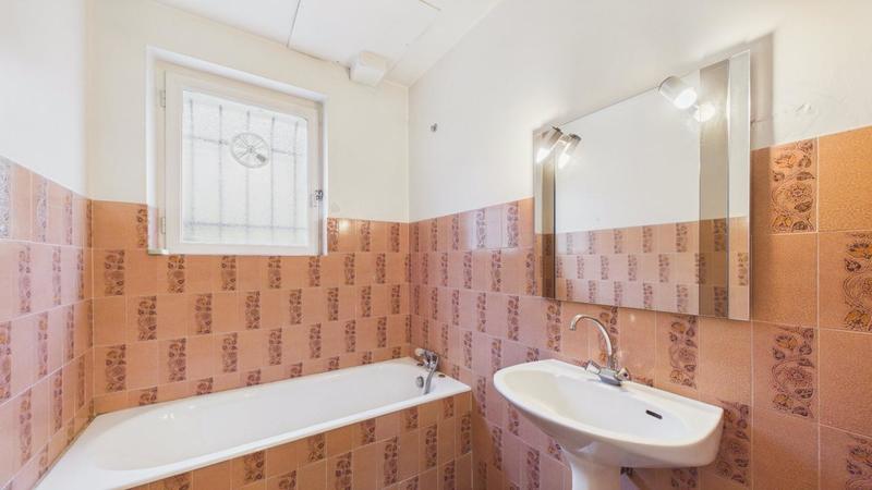 Pavillon - 174 m² - 7 pièces