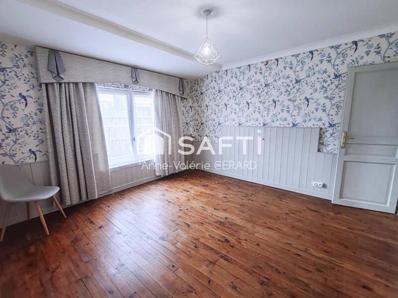 Maison - 164 m² - 8 pièces