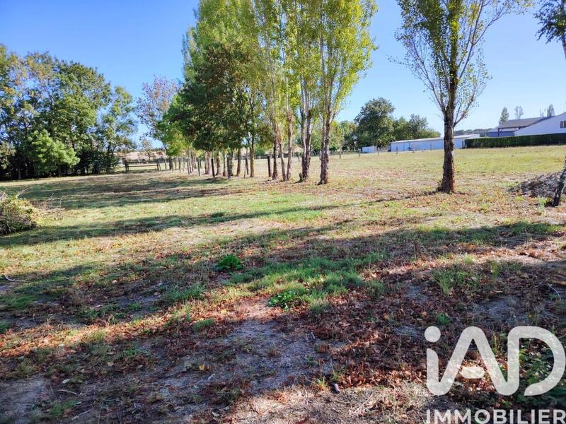 Appartement - 96 m² - 1 pièce