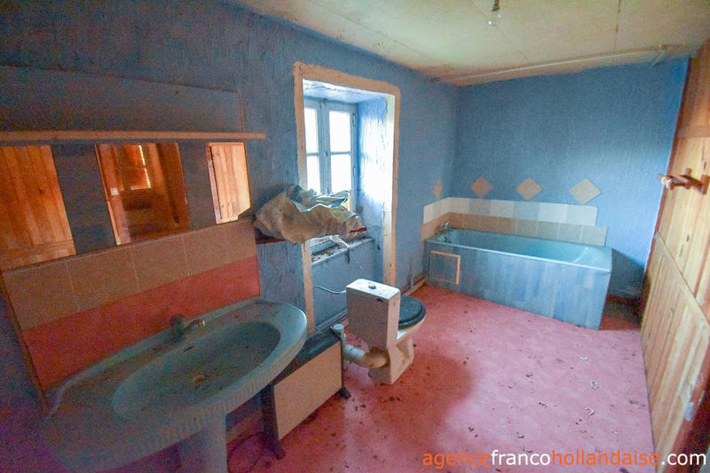 Maison en pierre - 130 m² - 7 pièces