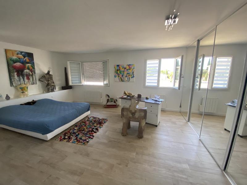 Maison - 144 m² - 4 pièces