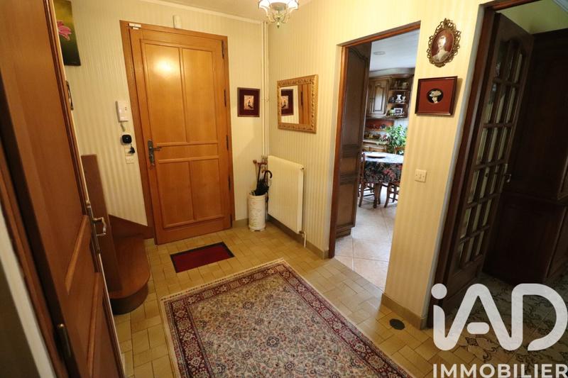 Maison - 193 m² - 9 pièces