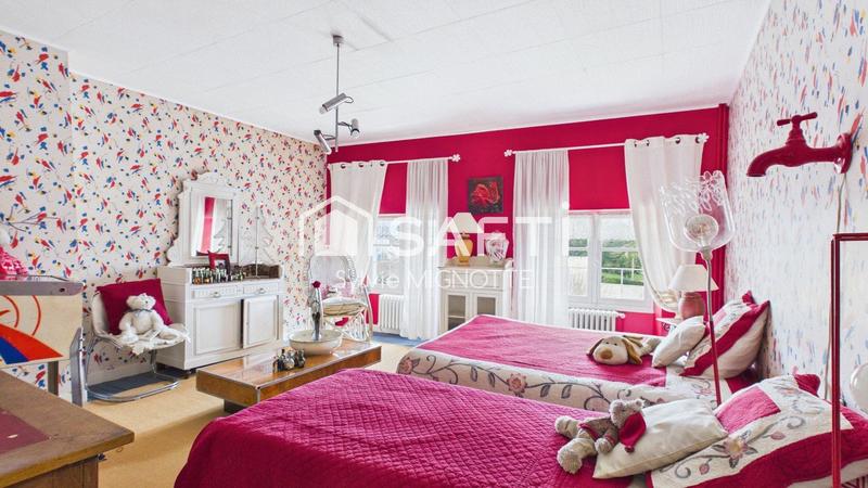 Maison - 302 m² - 11 pièces