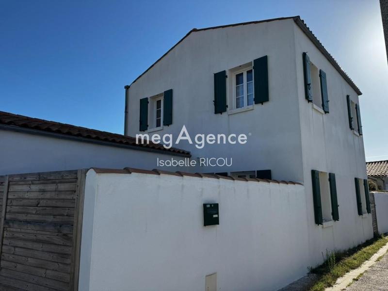 Maison traditionnelle - 96 m² - 4 pièces