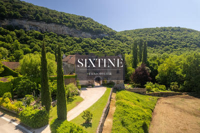 Château - 500 m² - 12 pièces