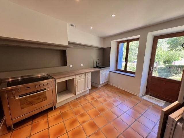 Maison - 163 m² - 6 pièces