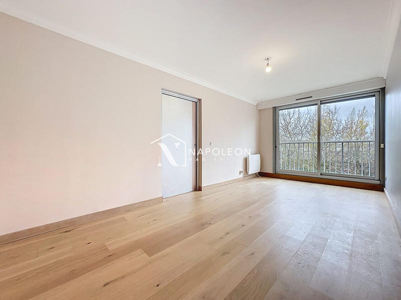 Appartement - 95 m² - 4 pièces