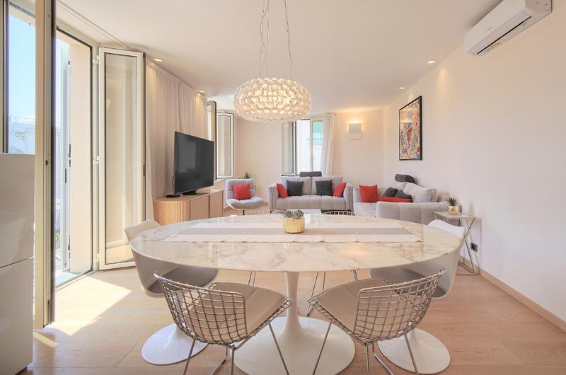 Appartement - 100 m² - 3 pièces