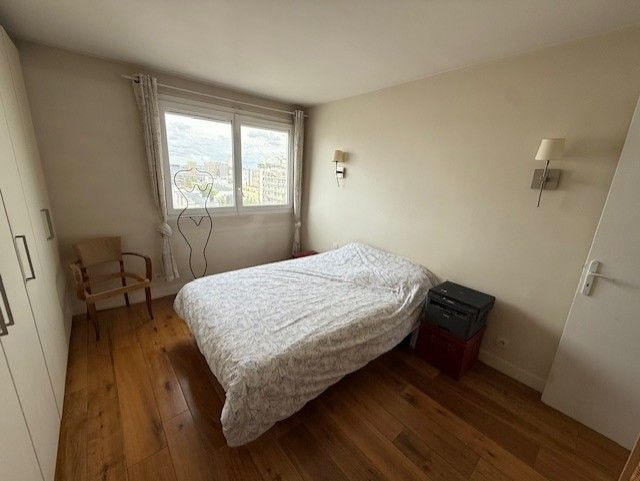 Appartement - 77 m² - 4 pièces