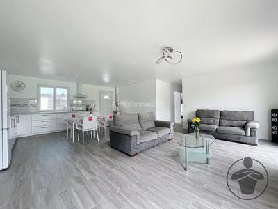 Maison - 111 m² - 4 pièces