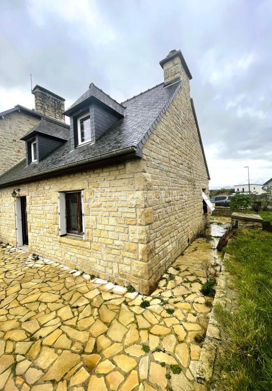 Maison en pierre - 89 m² - 4 pièces