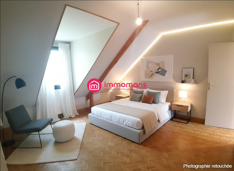 Maison - 180 m² - 8 pièces