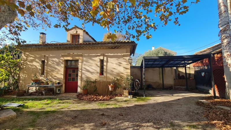 Maison - 325 m² - 13 pièces