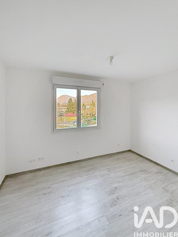 Appartement - 76 m² - 4 pièces